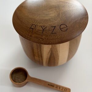 Ryze Acacia Wooden Container with Matching Scoop